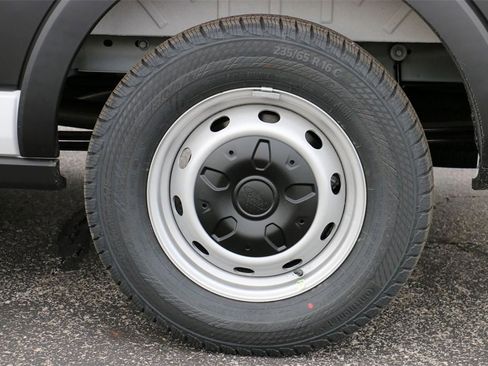 New 2026 Ford Transit 350 XL image 8