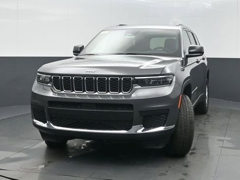 New 2026 Jeep Grand Cherokee L 4WD image 3