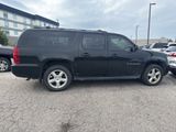 Used 2007 Chevrolet Suburban LTZ w/ LTZ Preferred Equipment Group image 3