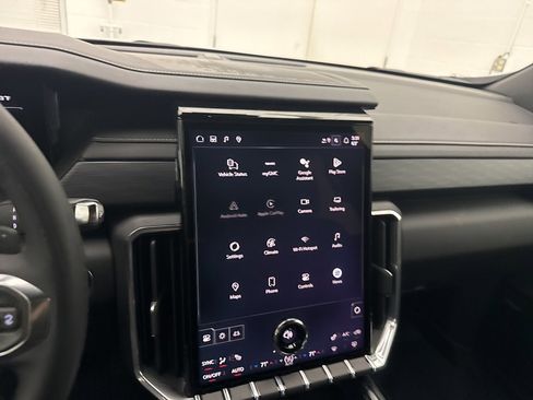 New 2026 GMC Acadia Elevation w/ Elevation Premium Package image 19