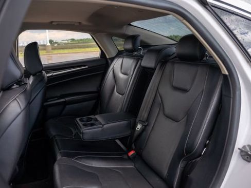 Used 2020 Ford Fusion Titanium FWD image 15