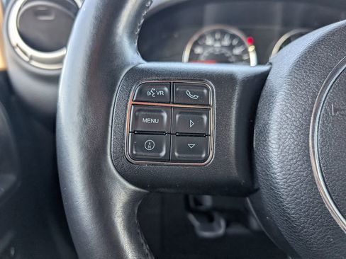 Used 2014 Jeep Wrangler Unlimited Sahara w/ Connectivity Group image 13