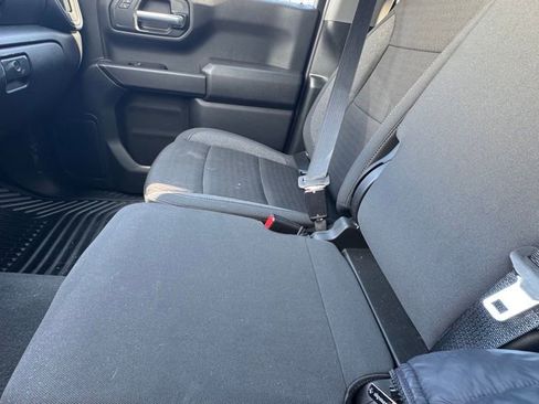 Used 2025 Chevrolet Silverado 1500 Custom image 23