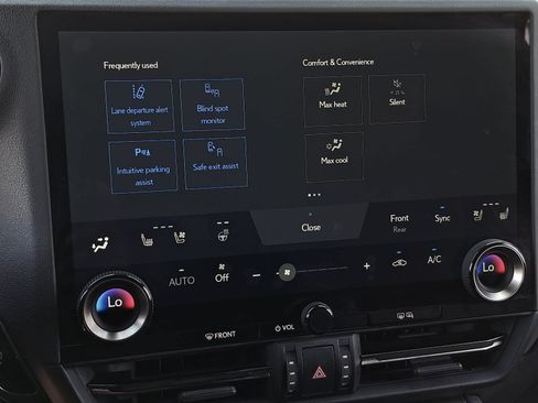 Used 2024 Lexus GX 550 w/ Cold Area Package AWD/4WD image 25
