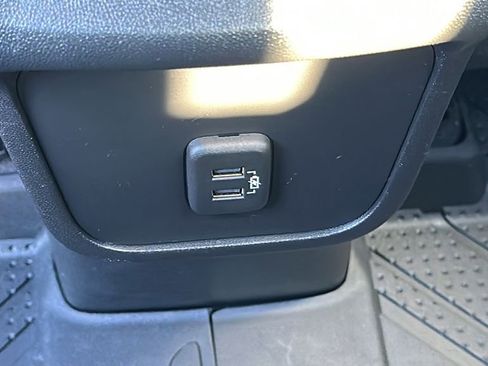 Used 2022 Chevrolet Equinox RS image 20