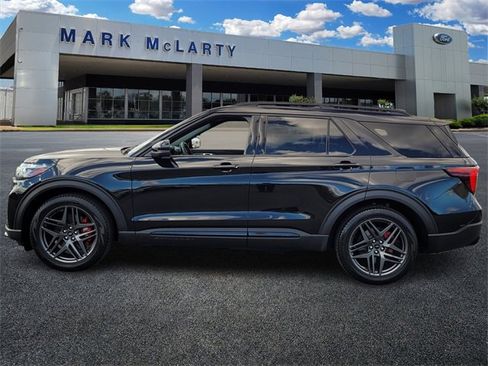 Certified 2025 Ford Explorer ST image 6