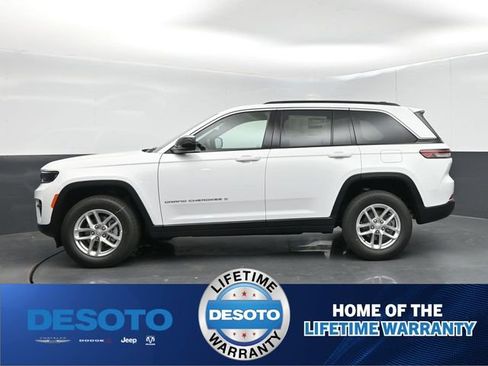 New 2026 Jeep Grand Cherokee Laredo X RWD image 5