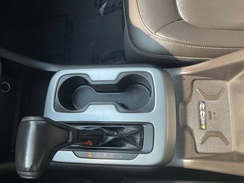 Used 2018 Chevrolet Colorado ZR2 AWD/4WD image 21