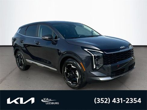 Certified 2026 Kia Sportage EX FWD image 1