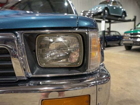 Used 1991 Toyota 4Runner SR5 AWD/4WD image 36