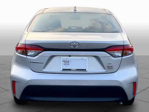 Used 2024 Toyota Corolla LE FWD image 5