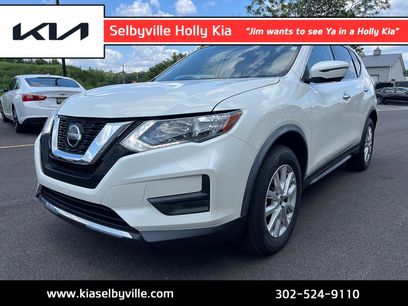 Used 2018 Nissan Rogue SV w/ Sun & Sound Touring Package