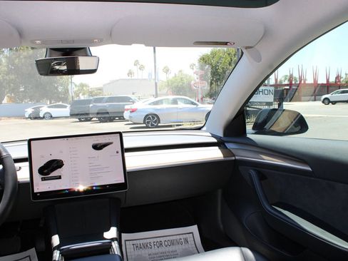 Used 2022 Tesla Model 3 Long Range AWD/4WD image 22
