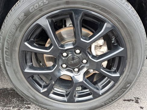 Used 2022 Jeep Compass Latitude image 8