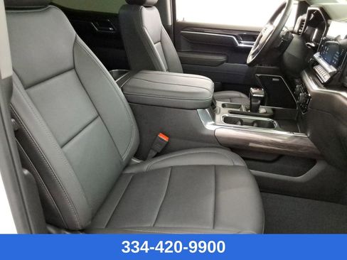 Used 2025 Chevrolet Silverado 1500 LTZ w/ LTZ Premium Package image 16