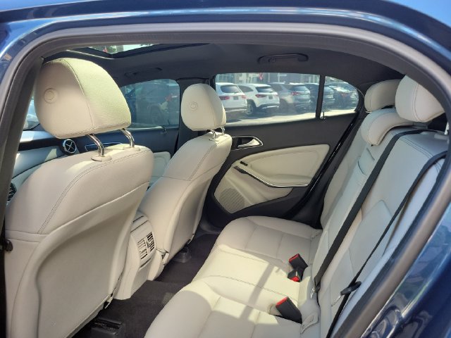 Used 2020 Mercedes-Benz GLA 250 image 14