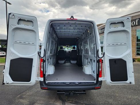 New 2025 Mercedes-Benz Sprinter 2500 image 13