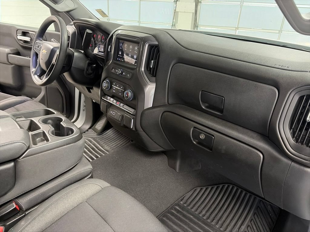 Used 2023 Chevrolet Silverado 1500 Custom AWD/4WD image 9
