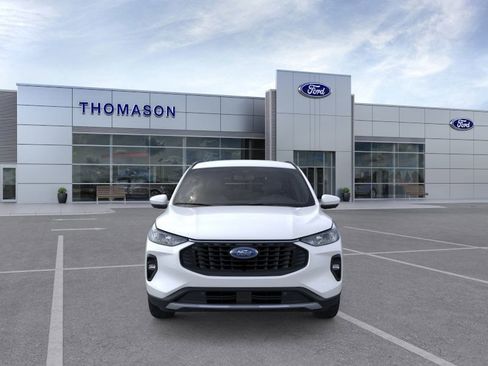 New 2025 Ford Escape SE w/ Class II Trailer Tow Package image 6