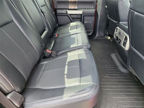 Used 2022 Ford F250 Lariat w/ Lariat Ultimate Package AWD/4WD image 30
