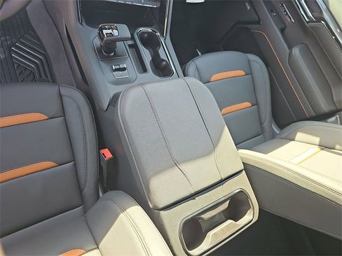 New 2026 GMC Sierra 1500 AT4 w/ AT4 Premium Package image 22