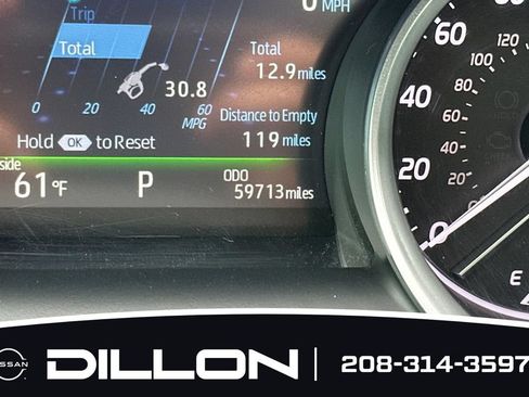 Used 2024 Toyota Camry XLE w/ Cold Weather Package FWD image 30