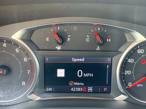 Used 2023 GMC Acadia SLT AWD/4WD image 33