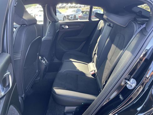 Certified 2023 Volvo C40 P8 Recharge Plus image 12