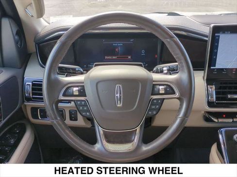 Certified 2022 Lincoln Navigator L Reserve image 13