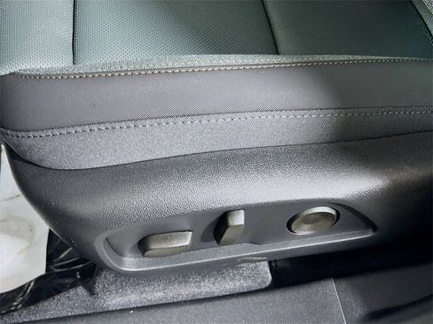 New 2026 GMC Terrain AT4 w/ Convenience Package III image 16