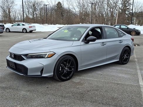 Used 2025 Honda Civic Sport image 6