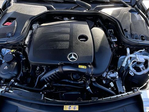 Used 2022 Mercedes-Benz E 350 4MATIC Sedan w/ Driver Assistance Package image 32
