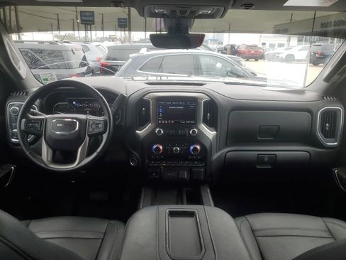 Used 2020 GMC Sierra 2500 Denali w/ Denali Ultimate Package image 9