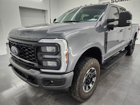 Used 2024 Ford F250 XLT w/ Tremor Off-Road Package image 6