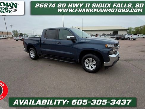 Used 2019 Chevrolet Silverado 1500 LT w/ Convenience Package AWD/4WD image 1