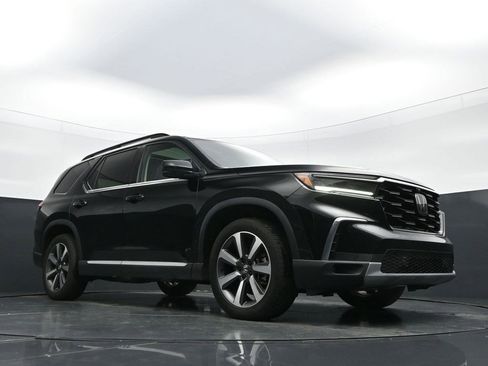 Used 2023 Honda Pilot Elite image 24