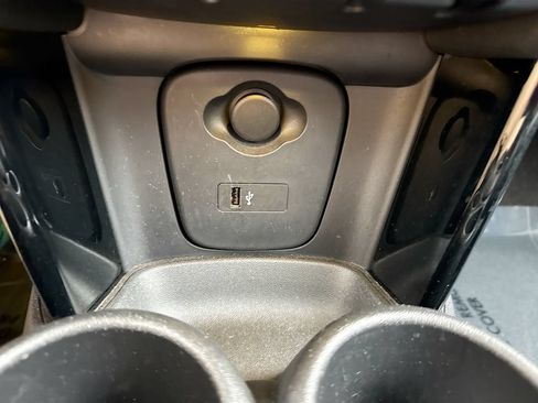 Used 2019 MINI Cooper S FWD image 28
