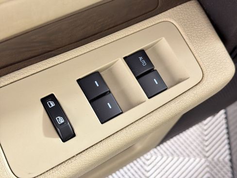 Used 2013 Ford Flex Limited FWD image 13