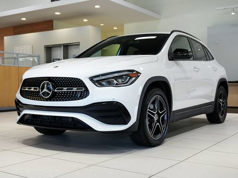 Certified 2023 Mercedes-Benz GLA 250 4MATIC image 1