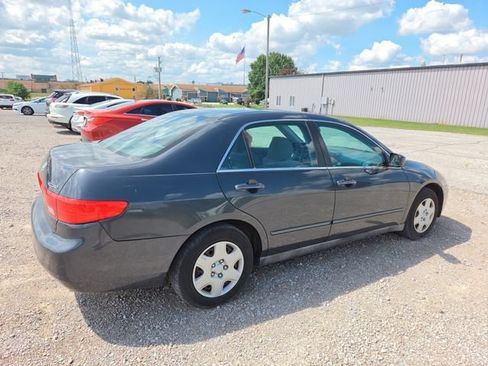 Used 2005 Honda Accord LX image 10
