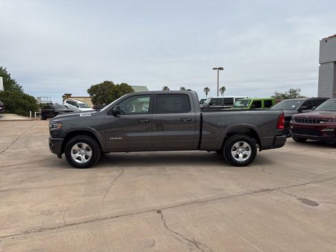 New 2026 RAM 1500 Big Horn AWD/4WD image 8