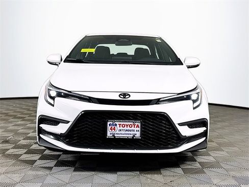 Certified 2025 Toyota Corolla SE image 11