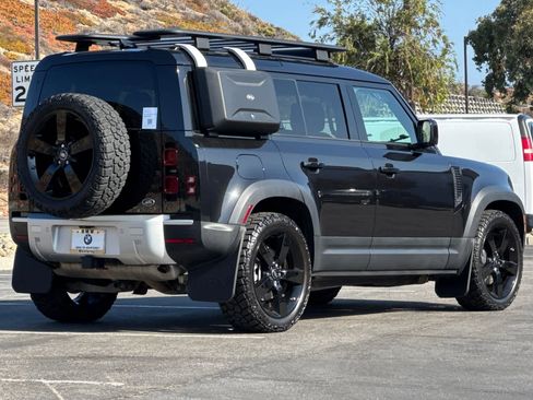 Used 2020 Land Rover Defender 110 HSE image 2