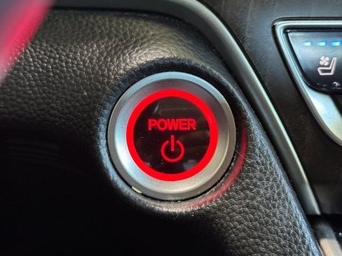 Used 2019 Honda Accord Touring image 16