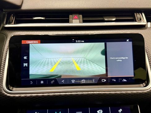Used 2018 Land Rover Range Rover Velar R-Dynamic SE image 15