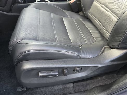 Used 2022 Honda CR-V EX-L image 14