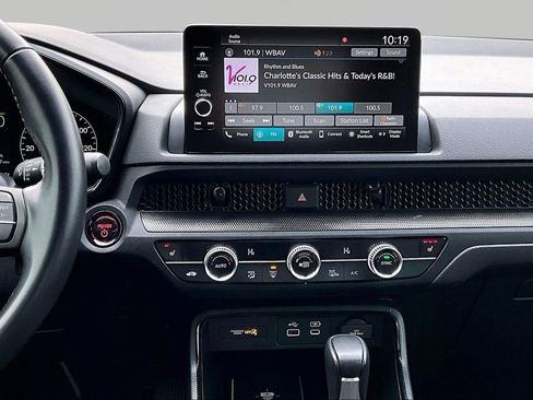 Used 2025 Honda CR-V Sport-L image 9