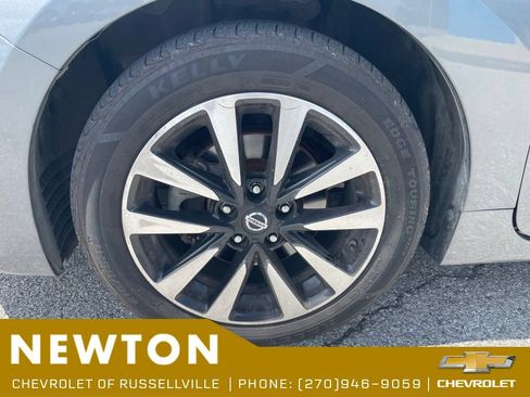Used 2018 Nissan Altima 2.5 SL FWD image 19