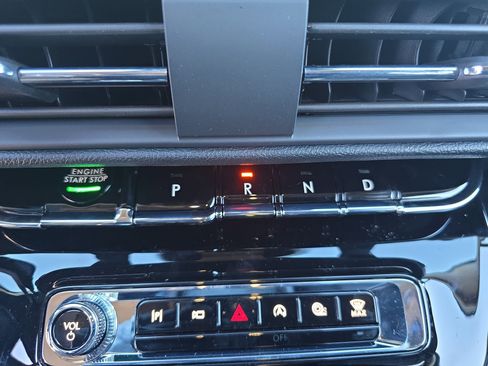 New 2026 Lincoln Corsair Reserve w/ Jet Appearance Package image 24