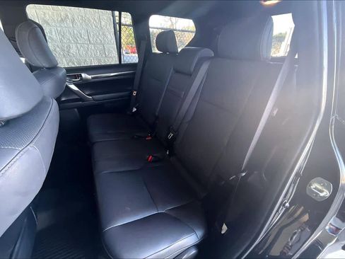 Used 2023 Lexus GX 460 Premium image 39